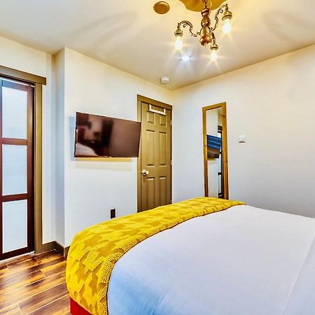 Neocolonial Nouveau Kensington Vacation Home Vancouver Dış mekan fotoğraf