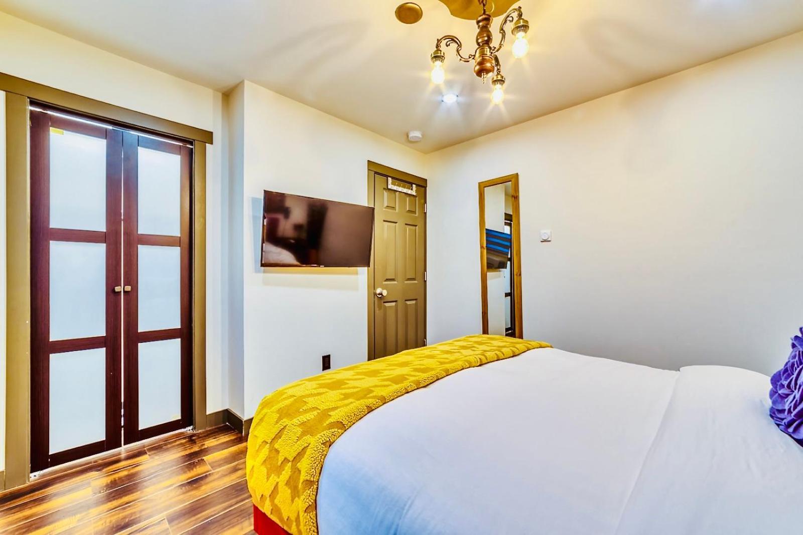 Neocolonial Nouveau Kensington Vacation Home Vancouver Dış mekan fotoğraf